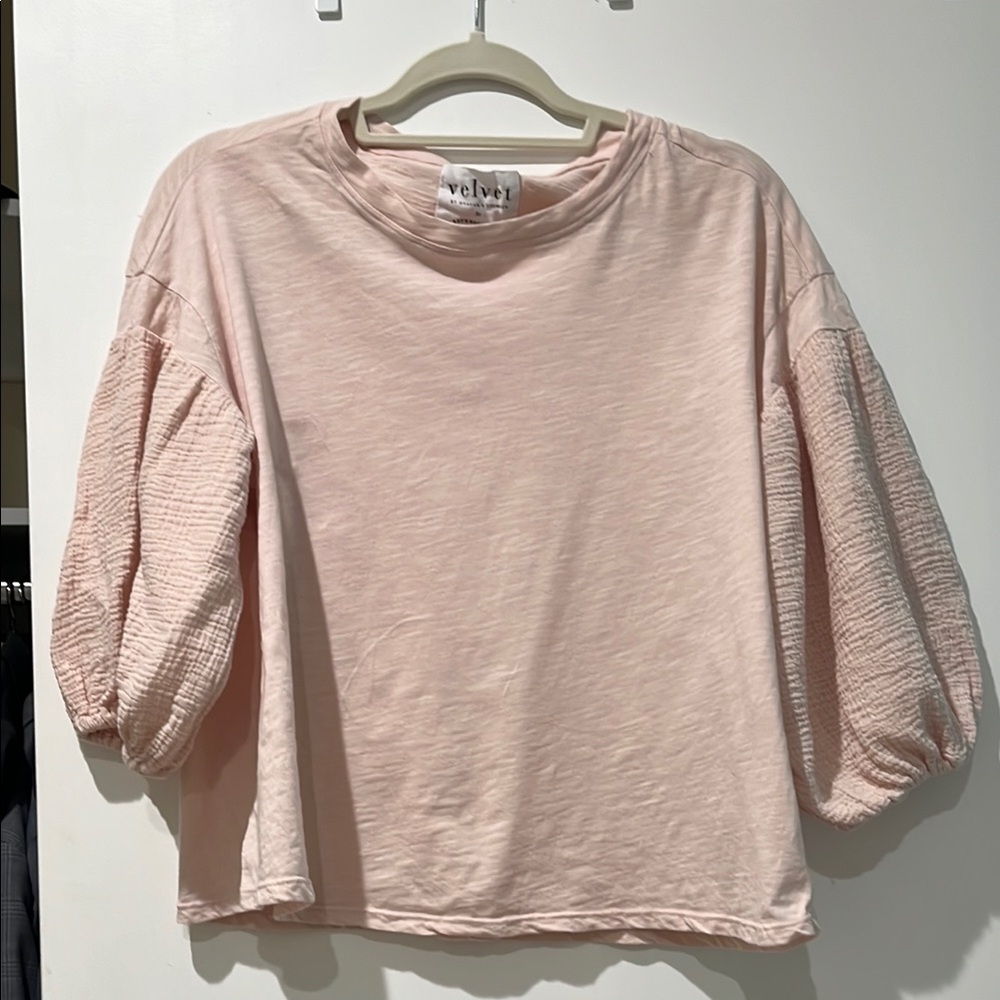 Velvet for Anthropology Women’s Blush Pink Puff Sleeve Top